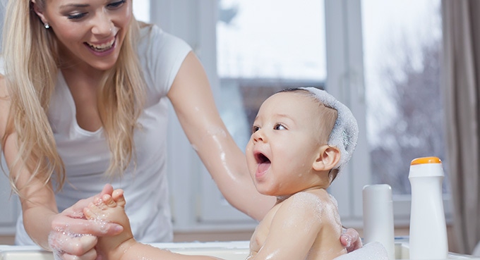 การอาบน้ำและสุขอนามัยของทารก