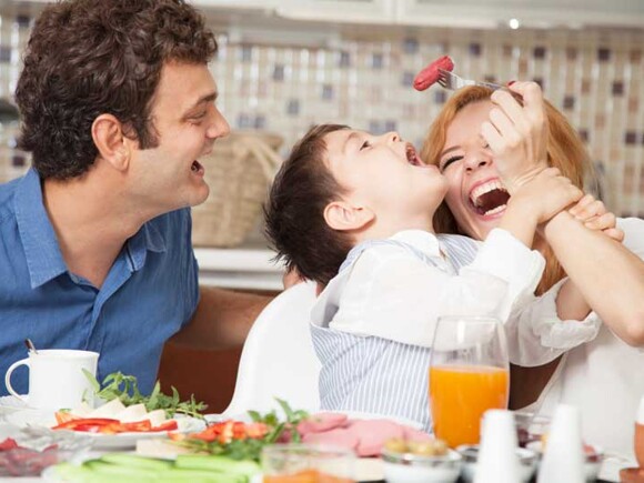 อาหารสำหรับเด็ก โภชนาการเด็ก เลี้ยงลูกมีความสุข พ่อแม่ลูก